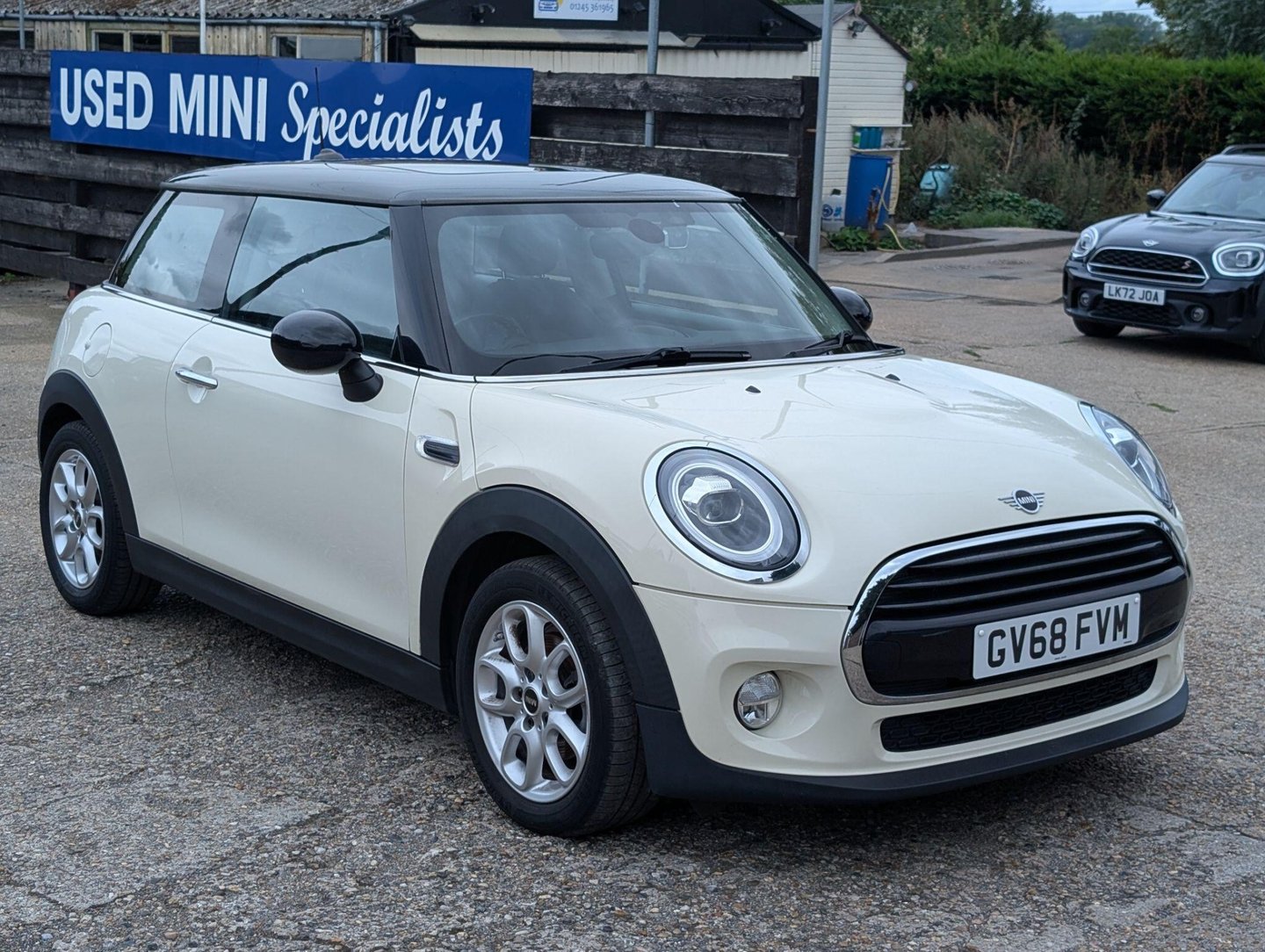 Mini Hatch
