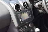 2013 Nissan Qashqai thumbnail 108