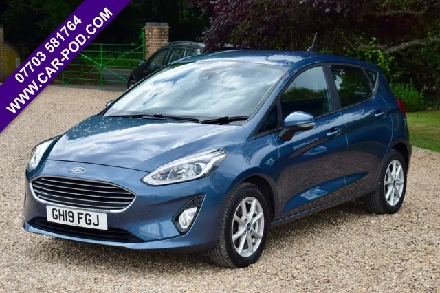 2019 Ford Fiesta — photo 3