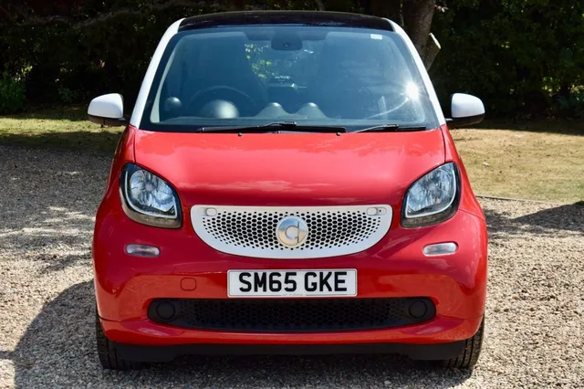 2016 Smart Fortwo — photo 2