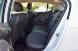 2015 Vauxhall Corsa thumbnail 25