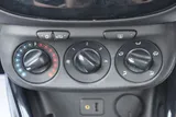 2015 Vauxhall Corsa thumbnail 84
