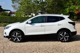 2020 Nissan Qashqai thumbnail 4