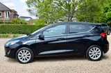 2018 Ford Fiesta thumbnail 4