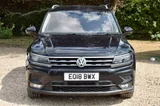 2018 Volkswagen Tiguan thumbnail 2