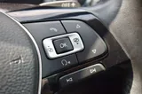 2018 Volkswagen Tiguan thumbnail 35
