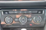 2018 Volkswagen Tiguan thumbnail 43