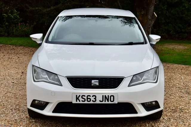 2013 SEAT Leon — photo 2
