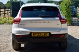 2023 Volvo XC40 thumbnail 8