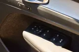 2023 Volvo XC40 thumbnail 32