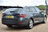 2019 Skoda Superb thumbnail 9