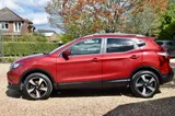 2017 Nissan Qashqai thumbnail 3
