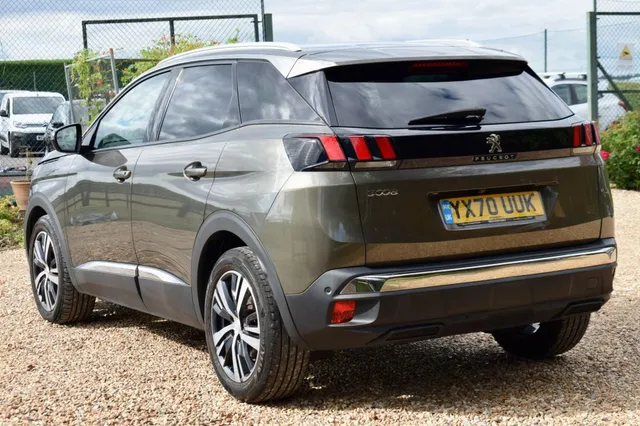 2020 Peugeot 3008 — photo 4