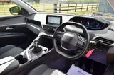 2020 Peugeot 3008 thumbnail 18