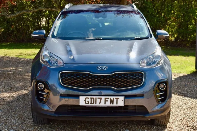 2017 KIA Sportage — photo 2
