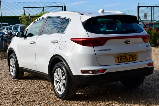 2016 KIA Sportage — photo 4