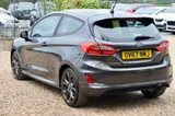 2017 Ford Fiesta thumbnail 5