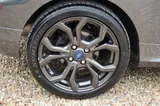 2017 Ford Fiesta thumbnail 15
