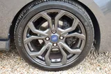 2017 Ford Fiesta thumbnail 62