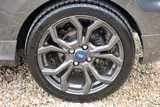 2017 Ford Fiesta thumbnail 64