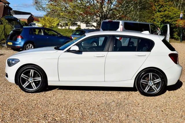 2013 BMW 1 Series — photo 4