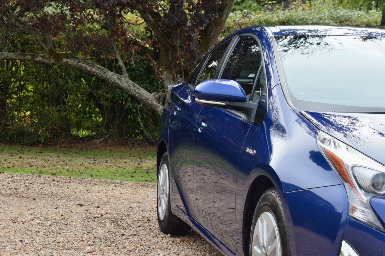 2016 Toyota Prius thumbnail 62