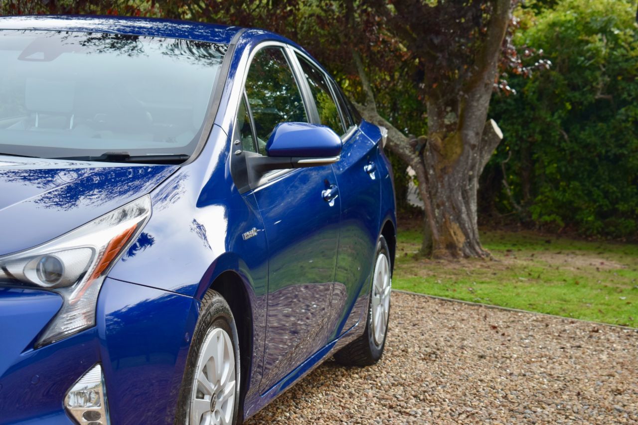 2016 Toyota Prius thumbnail 63
