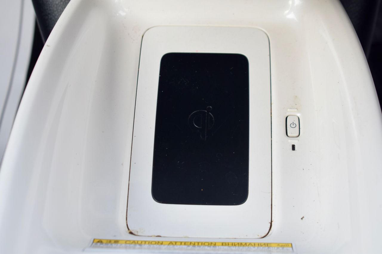2016 Toyota Prius thumbnail 90