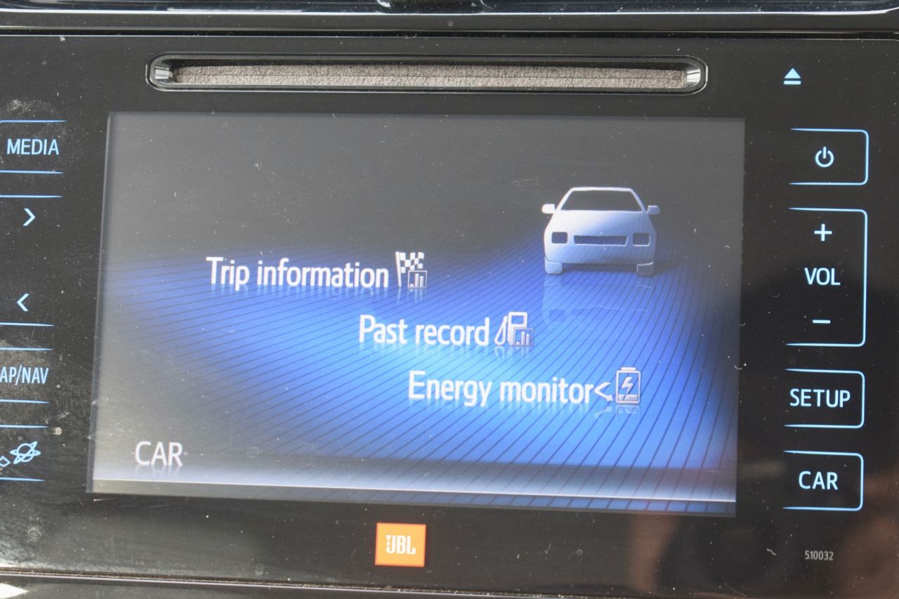 2016 Toyota Prius thumbnail 96