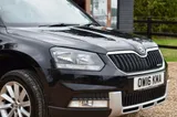 2016 Skoda Yeti thumbnail 11