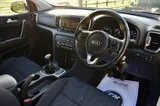 2017 KIA Sportage thumbnail 17