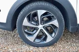 2016 Hyundai Tucson thumbnail 19
