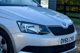 2015 Skoda Fabia thumbnail 11