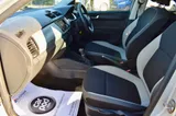 2015 Skoda Fabia thumbnail 25