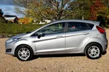 2016 Ford Fiesta thumbnail 4