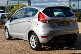2016 Ford Fiesta thumbnail 5