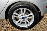 2016 Ford Fiesta thumbnail 16