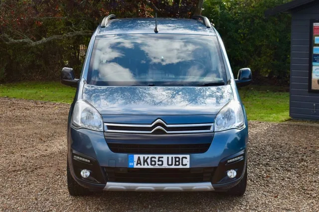 2015 Citroen Berlingo — photo 2