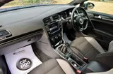 2016 Volkswagen Golf thumbnail 34