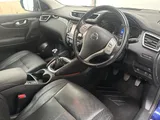 2015 Nissan Qashqai thumbnail 9