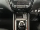 2015 Nissan Qashqai thumbnail 18