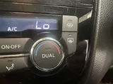 2015 Nissan Qashqai thumbnail 27