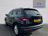 2021 Skoda Karoq thumbnail 1