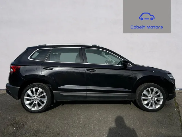 2021 Skoda Karoq — photo 2
