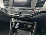 2021 Vauxhall Astra thumbnail 15