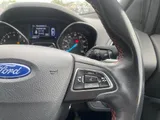 2018 Ford Kuga thumbnail 17
