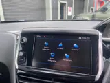 2017 Peugeot 2008 thumbnail 18