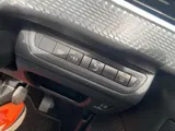 2017 Peugeot 2008 thumbnail 22