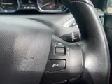 2017 Peugeot 2008 thumbnail 23