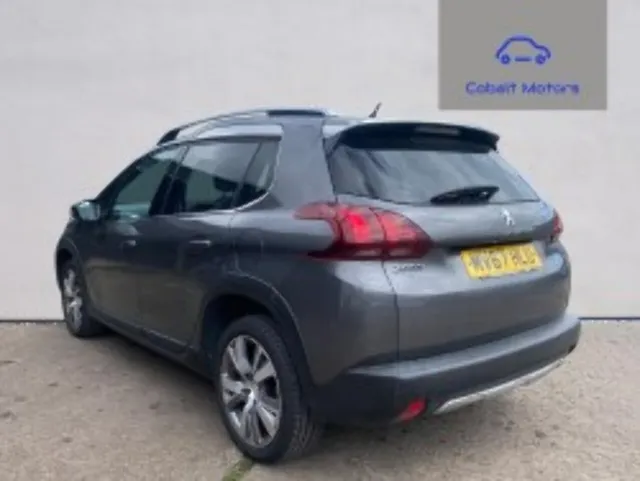 2017 Peugeot 2008 — photo 2